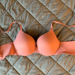 pink victoria’s secret t shirt bra